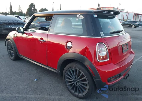 2011 Mini Cooper S z USA, uszkodzony, nr VIN WMWSV3C58BTY15760